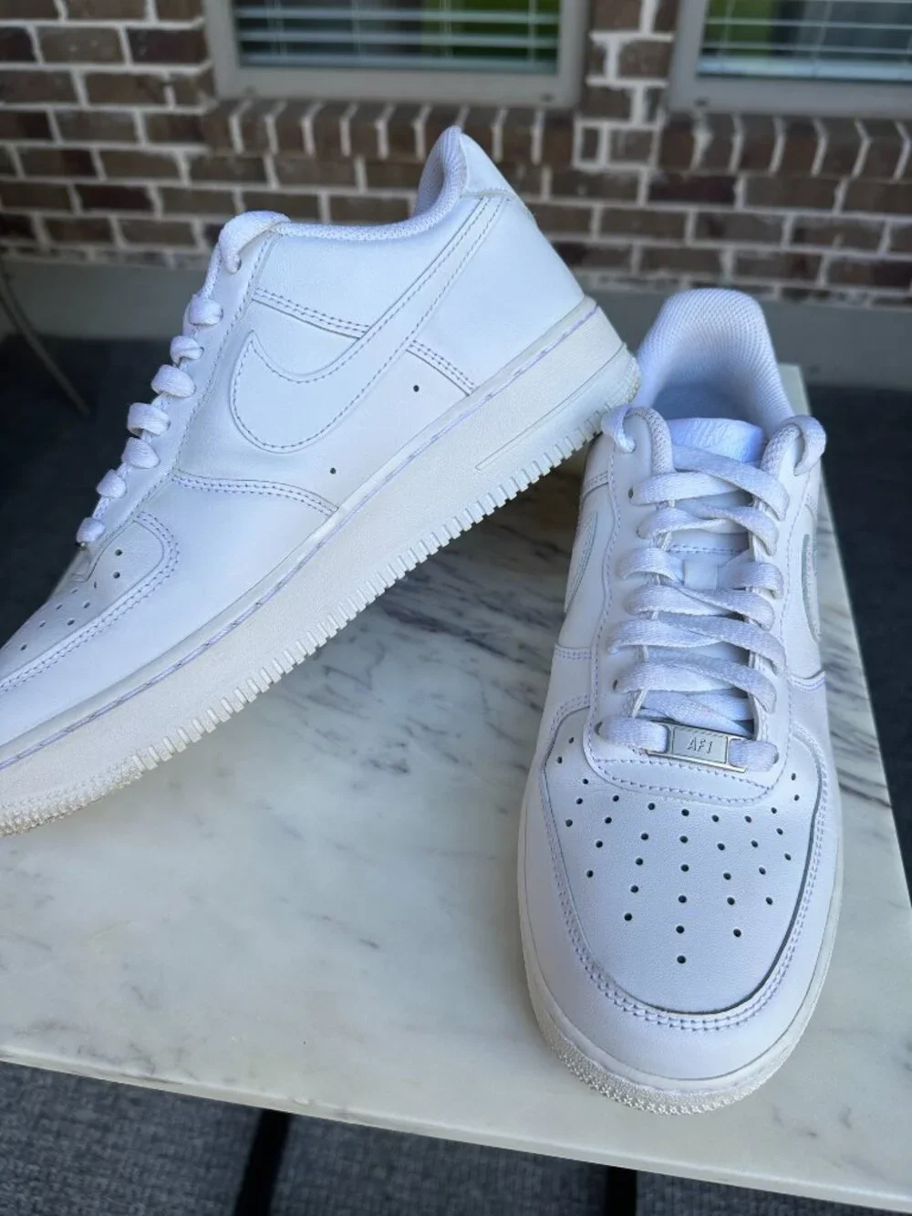 Nike AF1 Air Force 1 '07 LE Low Women's Basketball Shoes White/White Size 10